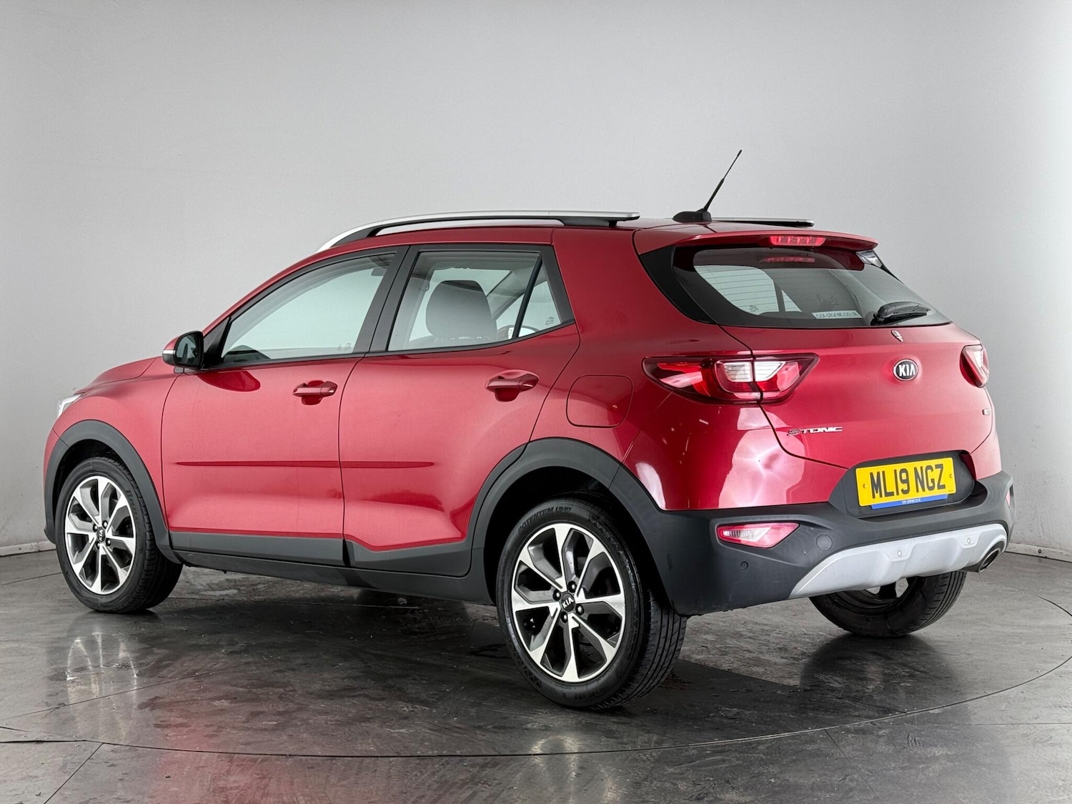 Used Kia Stonic 2019 for sale - 77744240: Photo 4