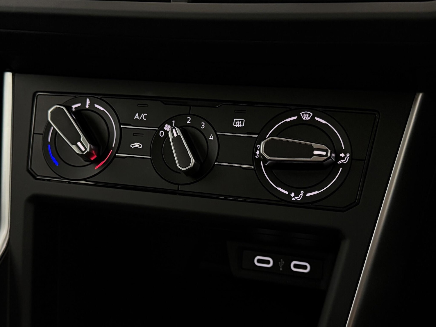 Used Volkswagen Polo 2024 for sale - 77180944: Photo 33