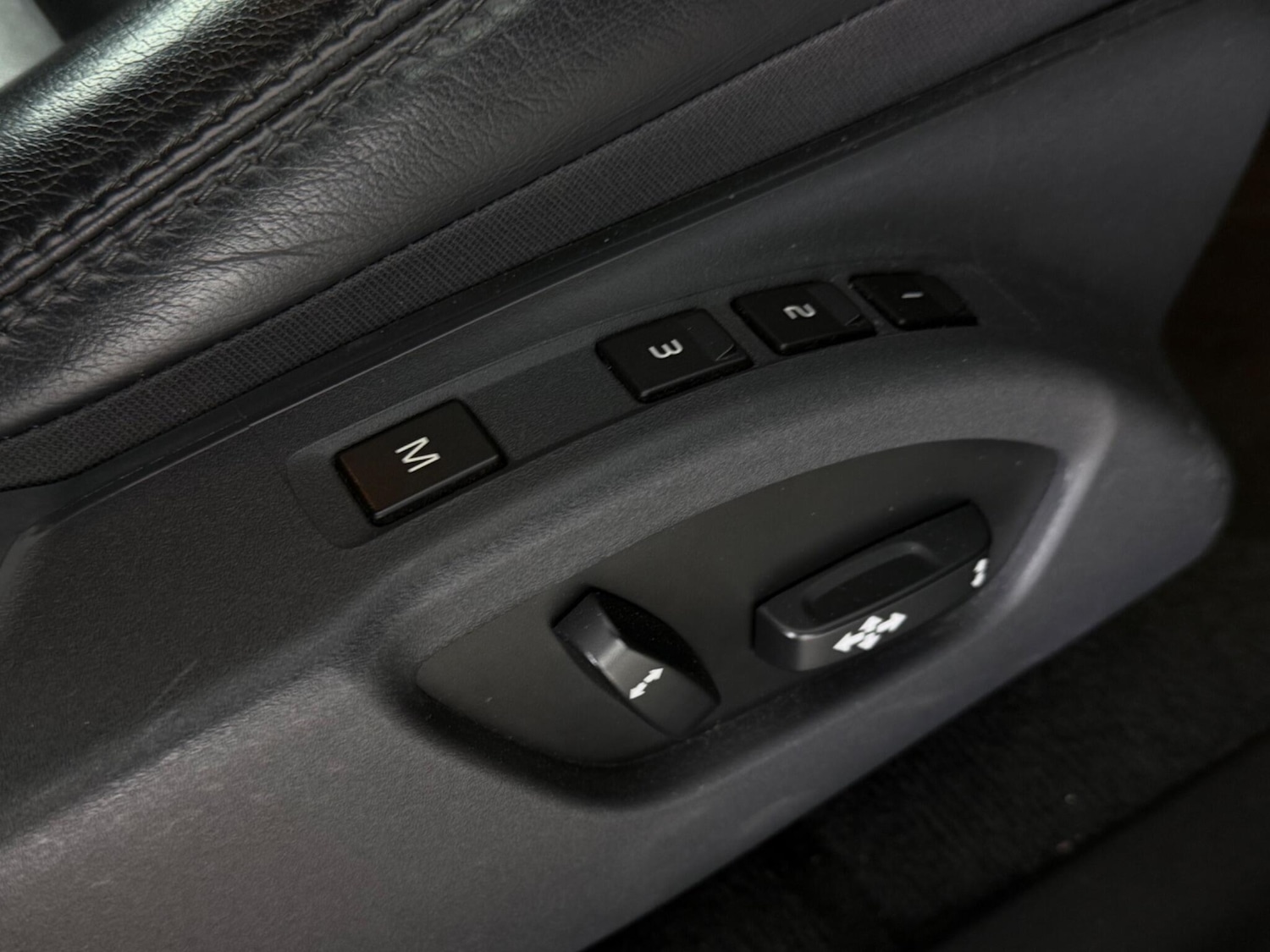 Used Volvo XC60 2017 for sale - 76549354: Photo 19