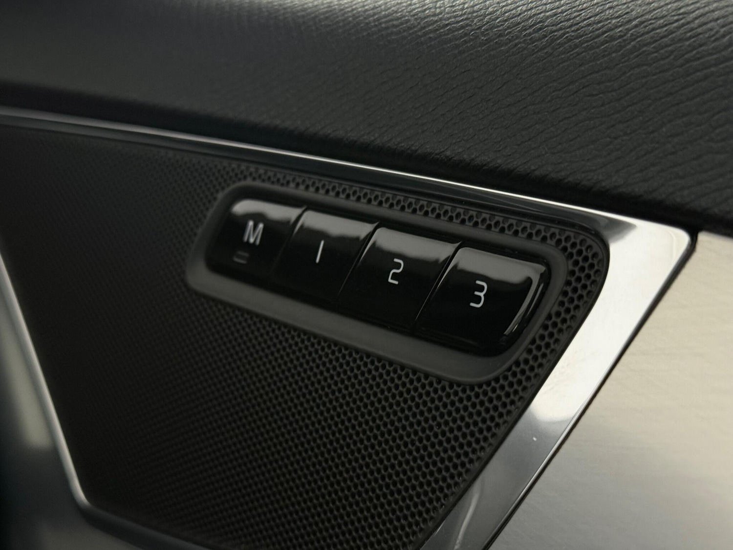 Used Volvo XC90 2018 for sale - 77181363: Photo 23