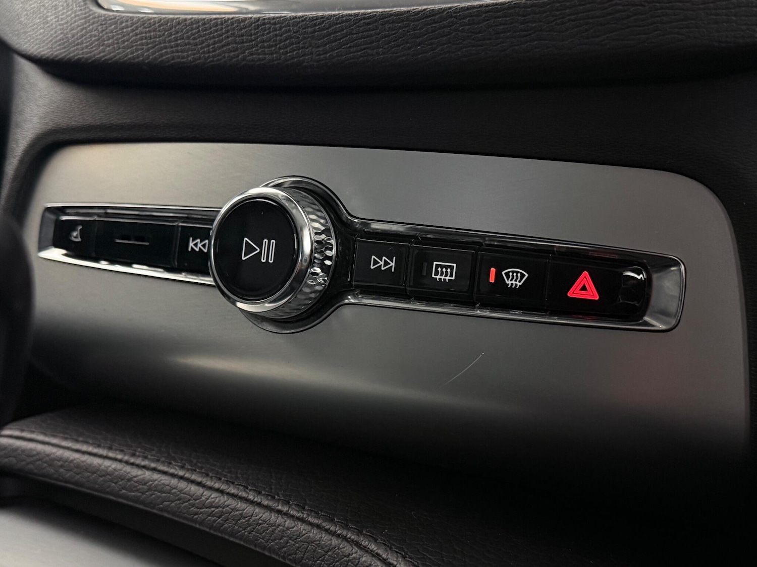 Used Volvo XC90 2018 for sale - 77181363: Photo 38