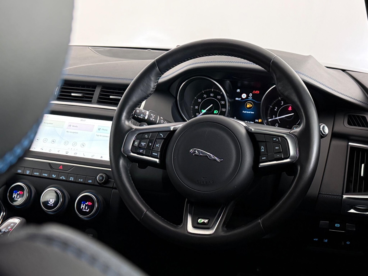 Used Jaguar E-Pace 2018 for sale - 77684468: Photo 14