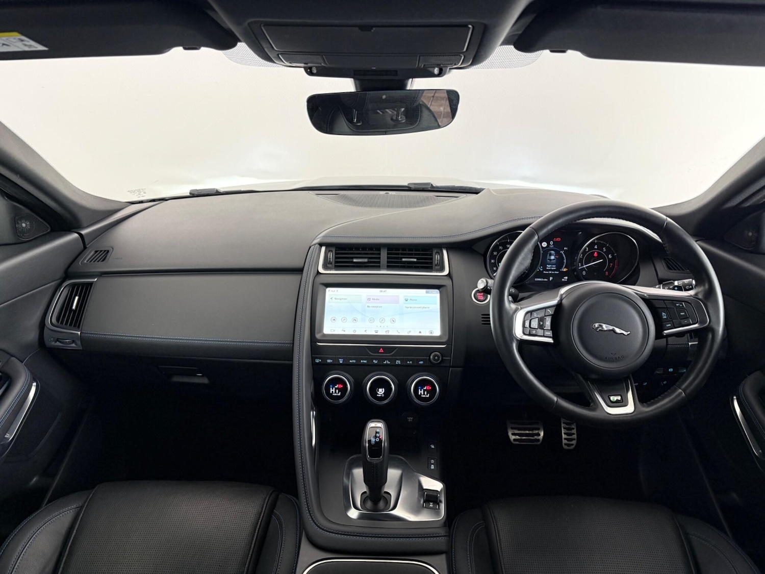 Used Jaguar E-Pace 2018 for sale - 77684468: Photo 15