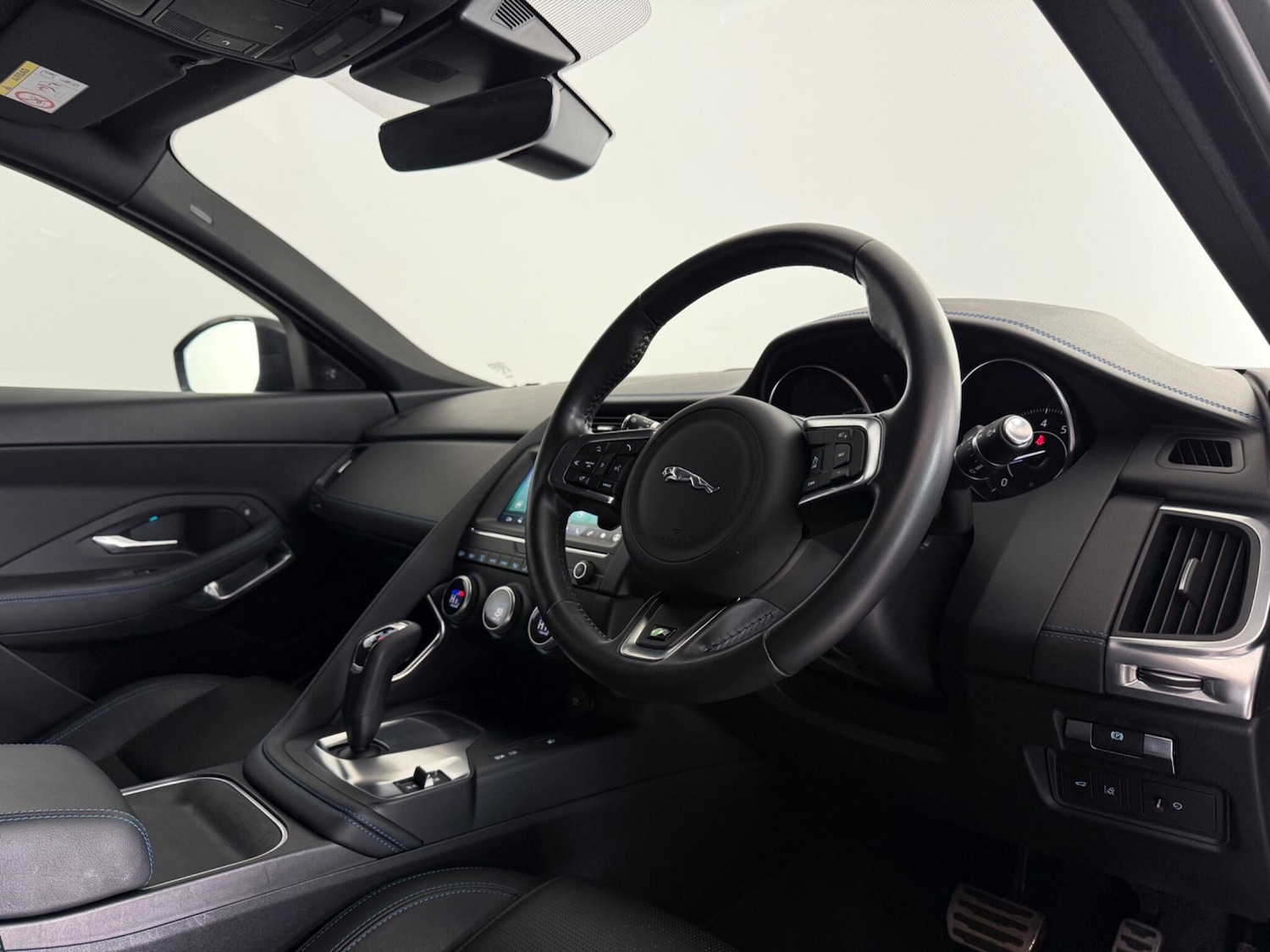 Used Jaguar E-Pace 2018 for sale - 77684468: Photo 17