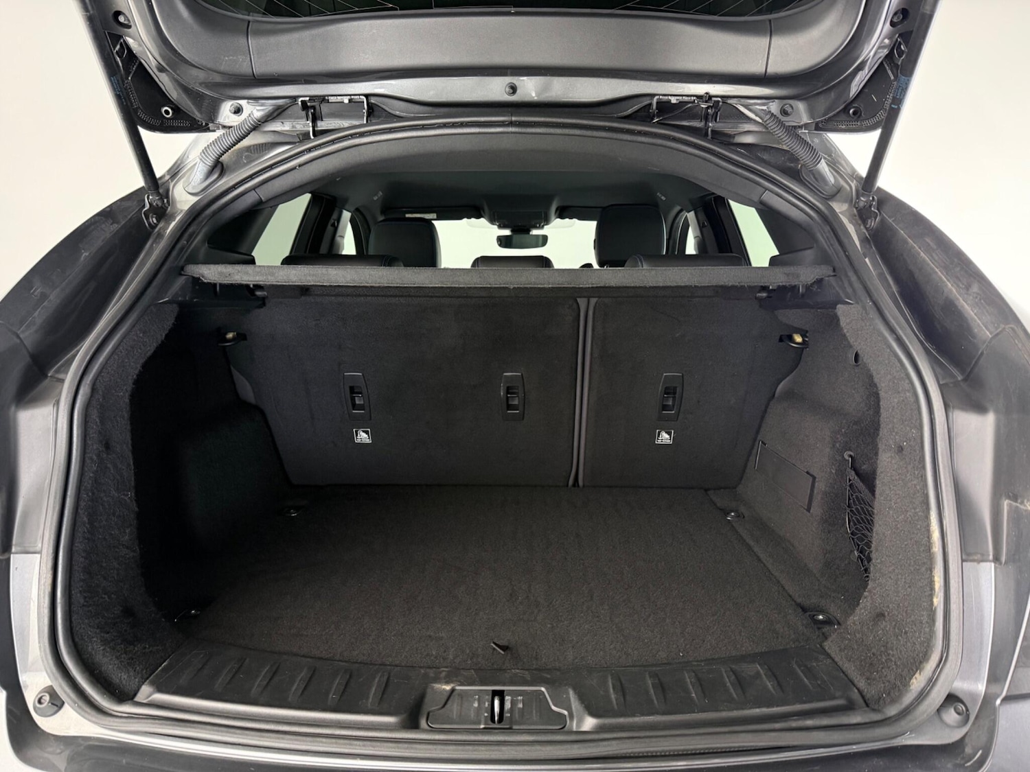 Used Jaguar E-Pace 2018 for sale - 77684468: Photo 9