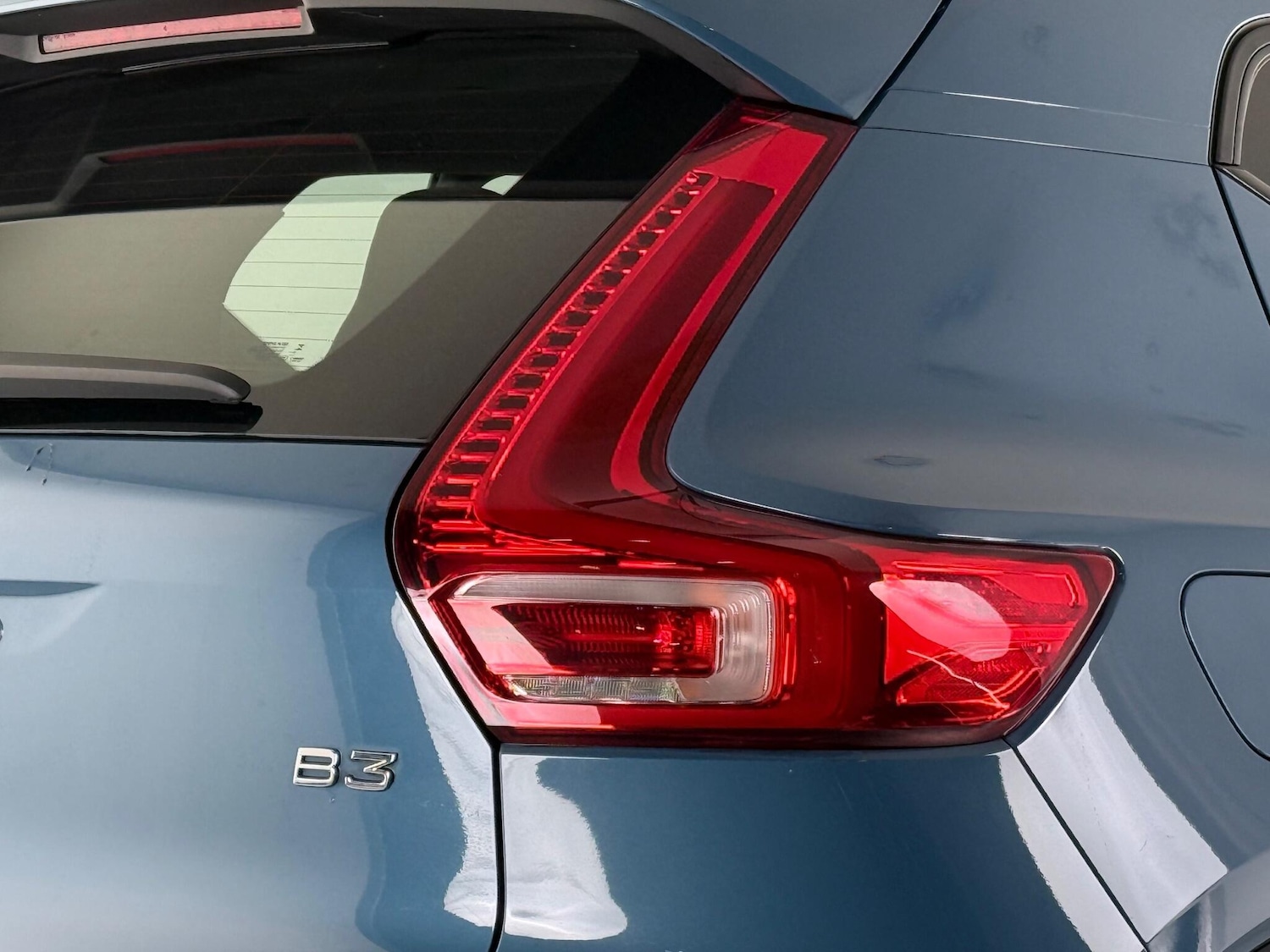 Used Volvo XC40 2023 for sale - 76936716: Photo 10