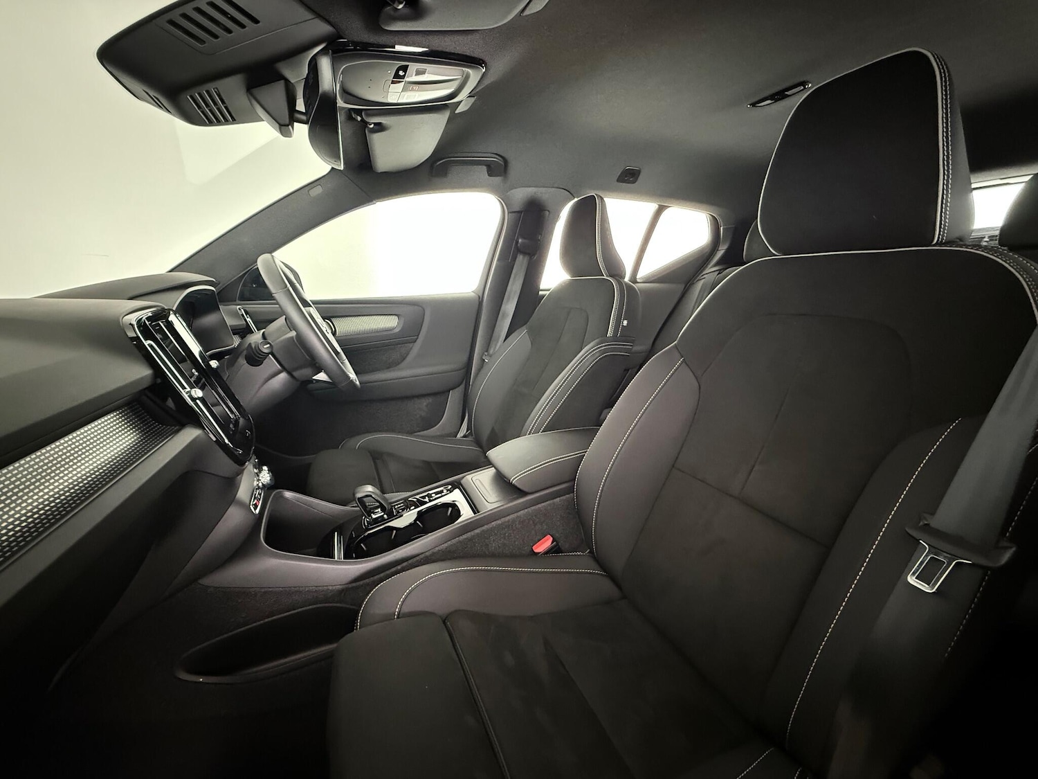 Used Volvo XC40 2023 for sale - 76936716: Photo 20