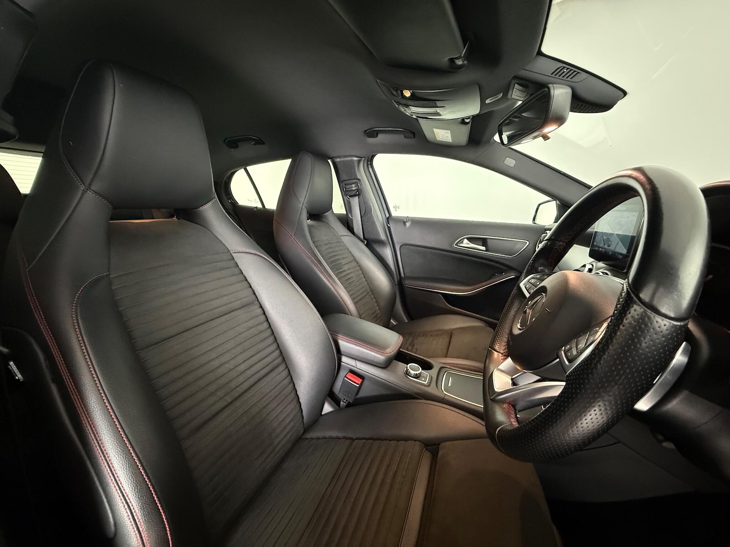 Used Mercedes-Benz GLA 2017 for sale - 76584679: Photo 15