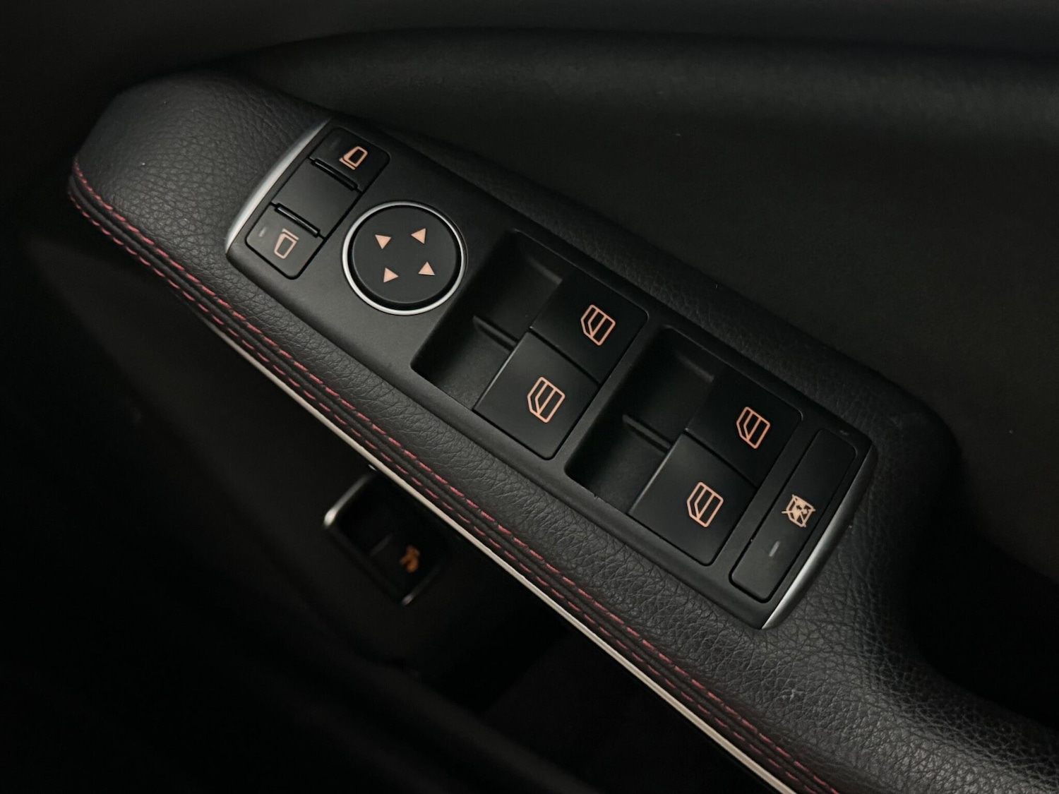 Used Mercedes-Benz GLA 2017 for sale - 76584679: Photo 39