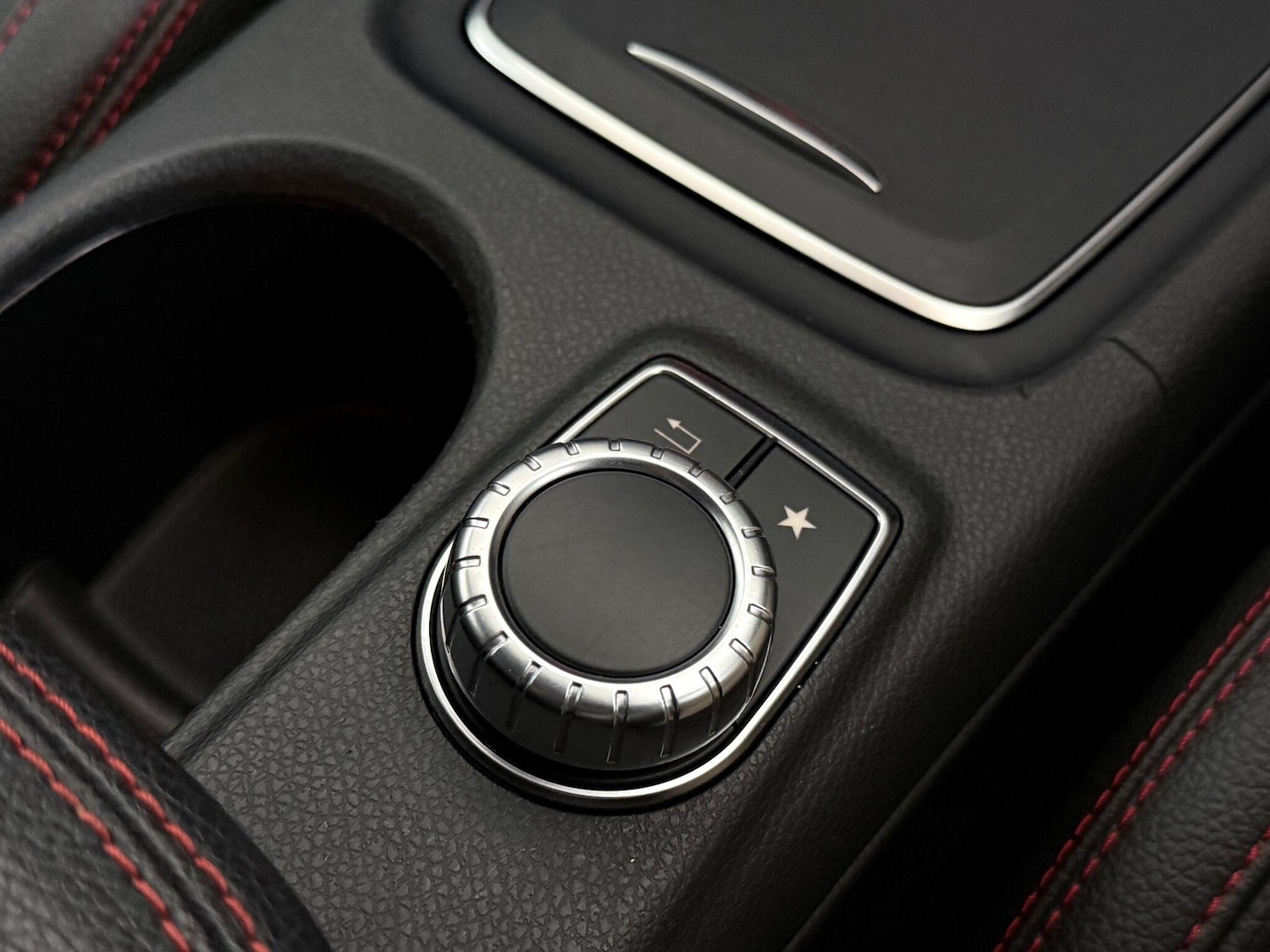 Used Mercedes-Benz GLA 2017 for sale - 76584679: Photo 40