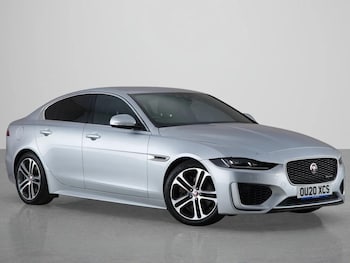 Used Jaguar XE 2020 for sale - 78939109: Photo