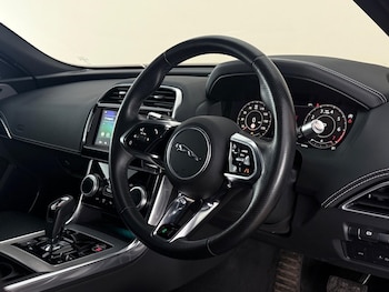 Used Jaguar XE 2020 for sale - 78939109: Photo