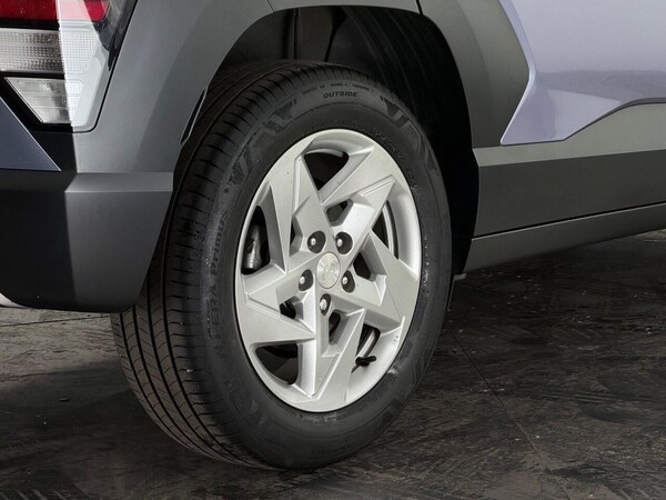 Used Hyundai KONA 2023 for sale - 75607311: Photo 12