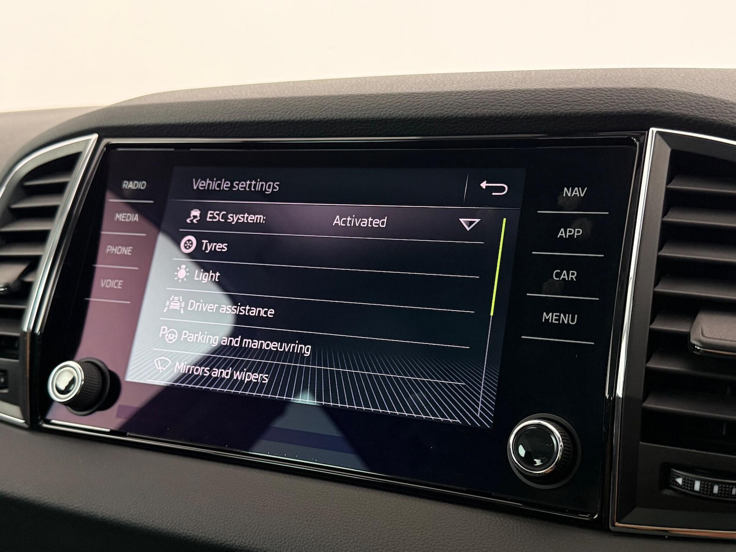 Used Skoda Karoq 2020 for sale - 77259772: Photo 22