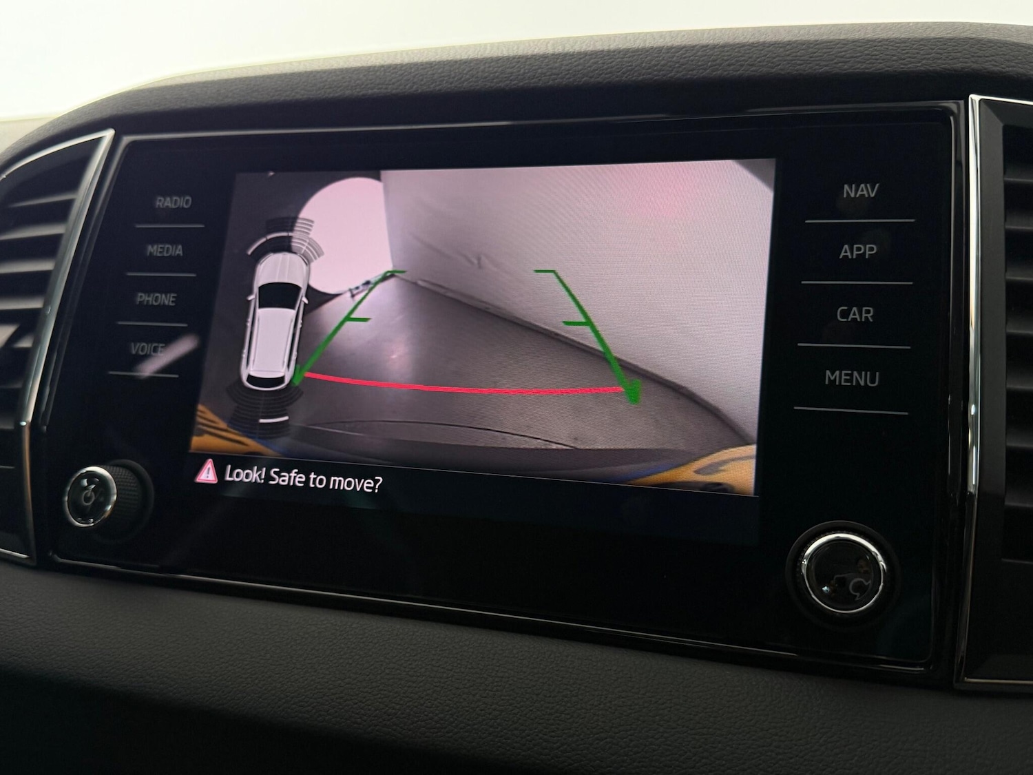 Used Skoda Karoq 2020 for sale - 77259772: Photo 26