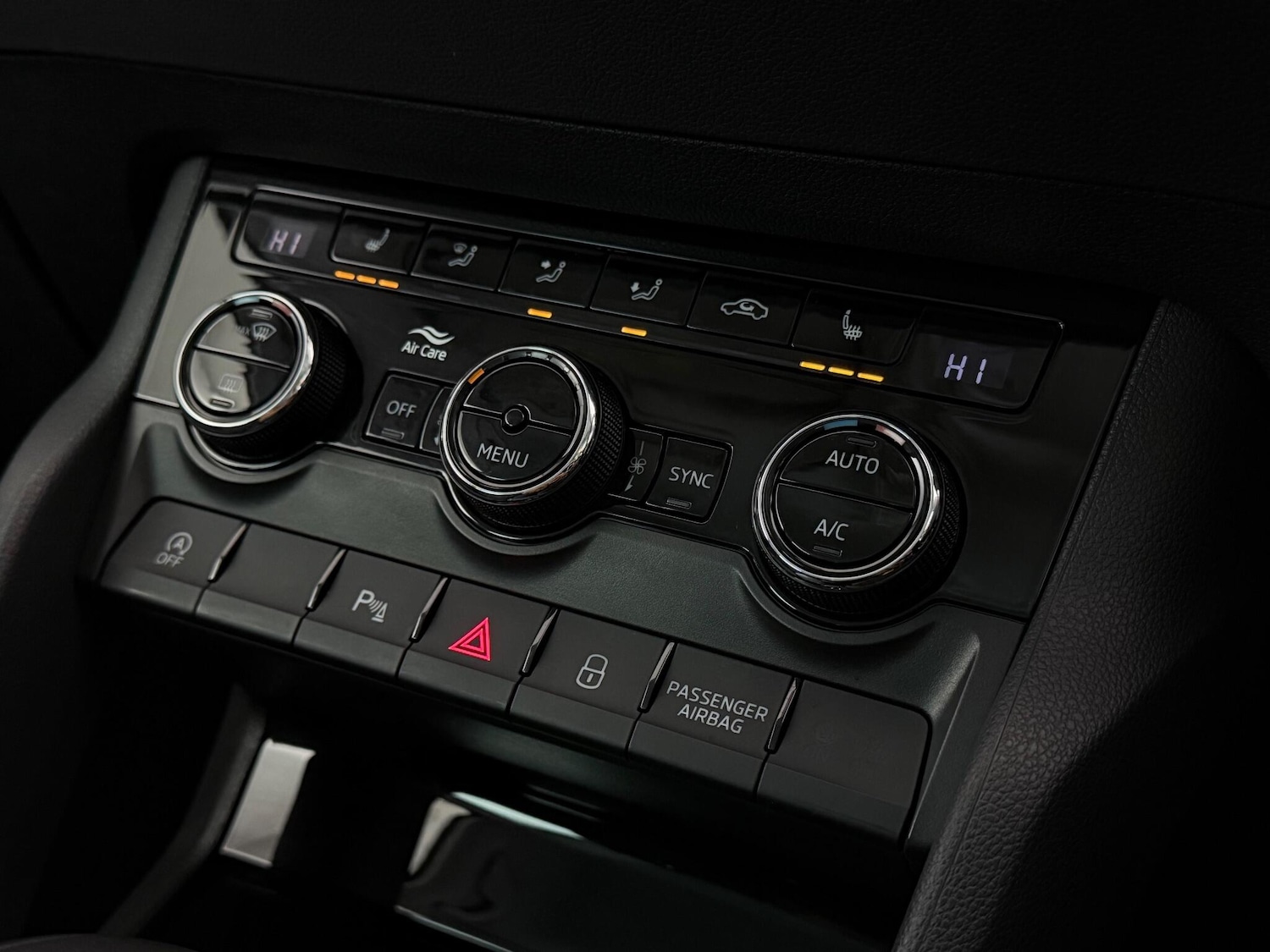 Used Skoda Karoq 2020 for sale - 77259772: Photo 32