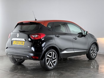 Used Renault Captur 2016 for sale - 77575526: Photo