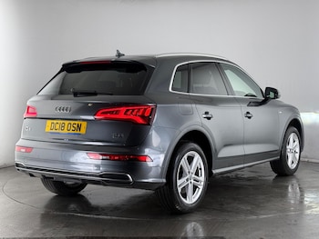 Used Audi Q5 2018 for sale - 77306409: Photo