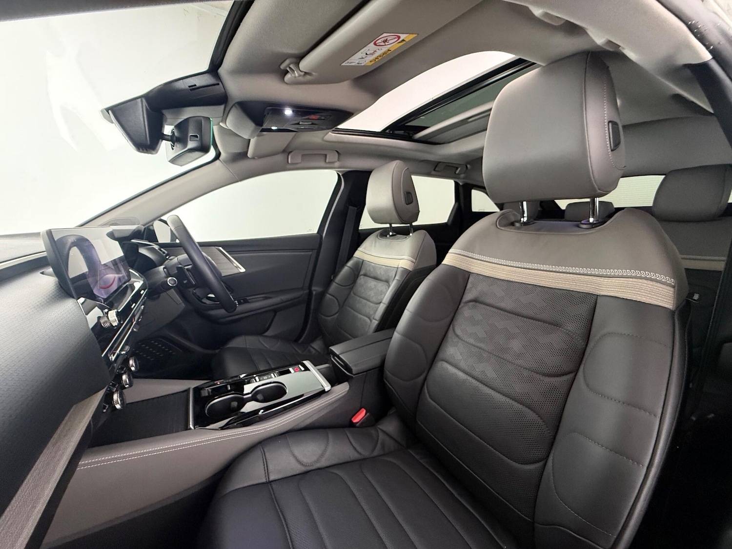 Used Citroen C5 X 2023 for sale - 76666877: Photo 20