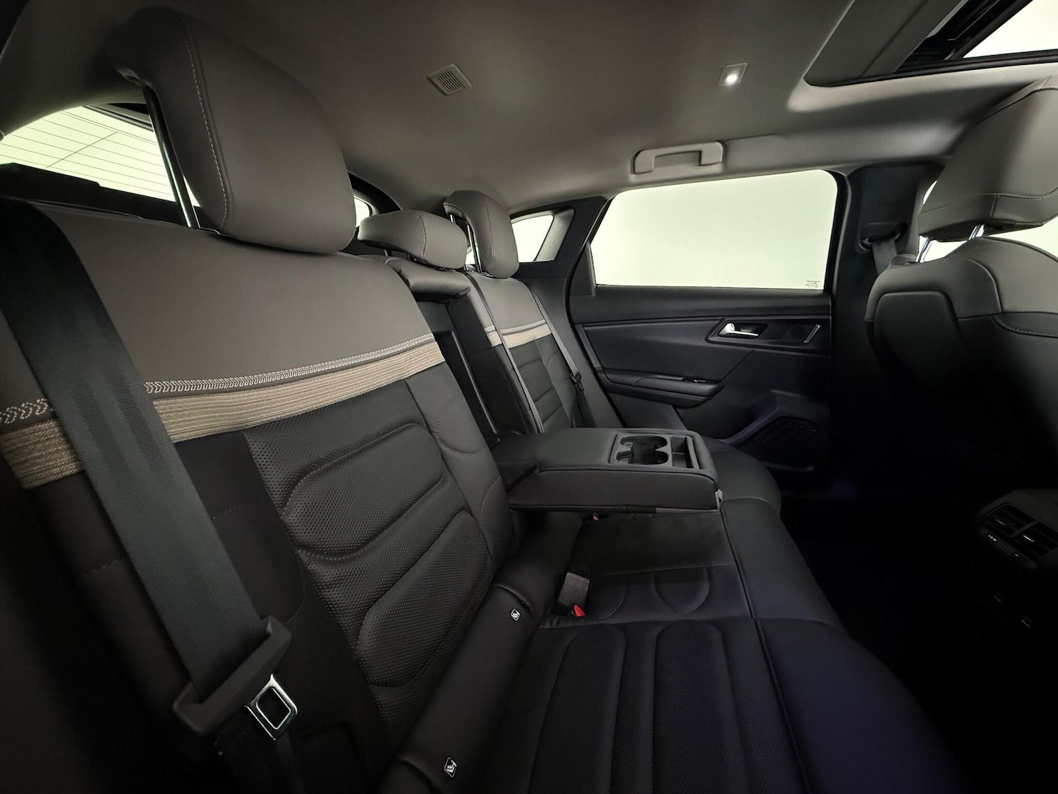 Used Citroen C5 X 2023 for sale - 76666877: Photo 21