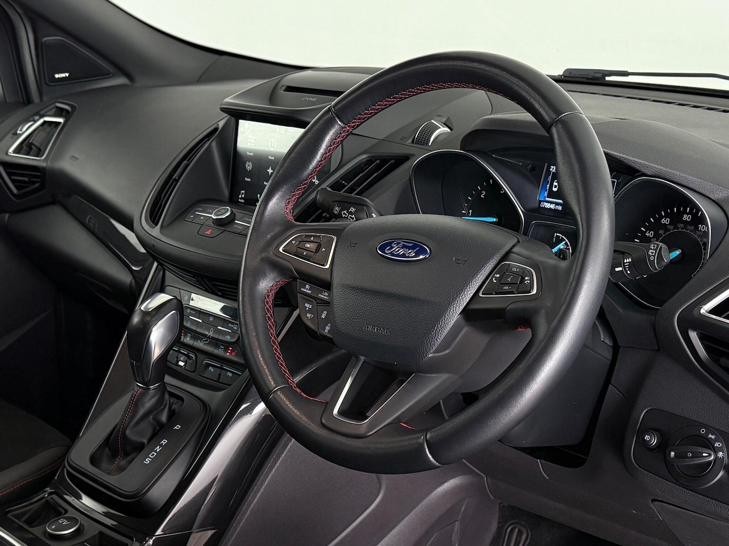 Used Ford Kuga 2018 for sale - 76468772: Photo 14