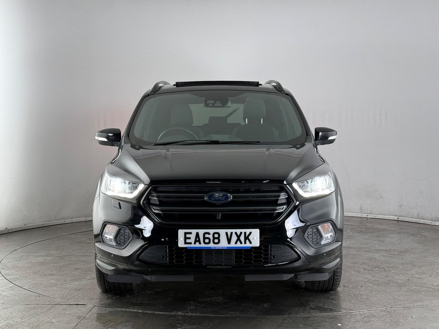 Used Ford Kuga 2018 for sale - 76468772: Photo 2