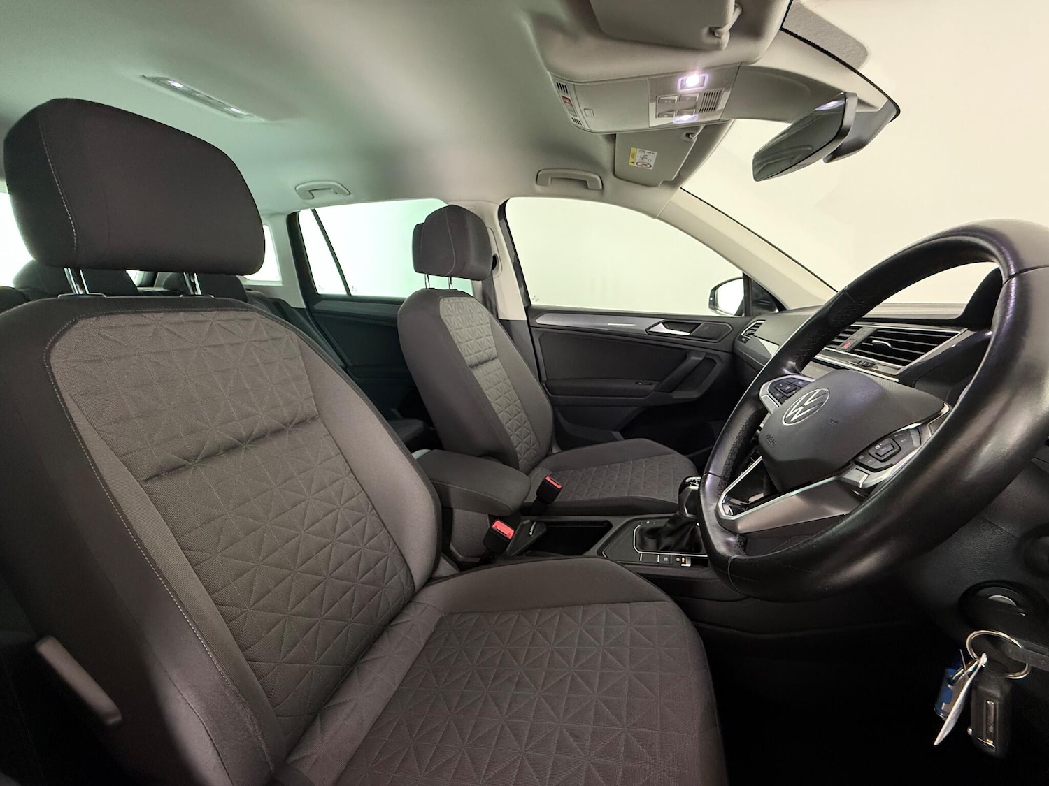 Used Volkswagen Tiguan 2020 for sale - 77217136: Photo 12