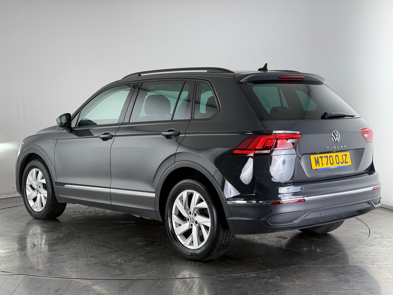 Used Volkswagen Tiguan 2020 for sale - 77217136: Photo 4