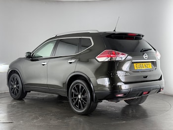 Used Nissan X-Trail 2016 for sale - 77259726: Photo