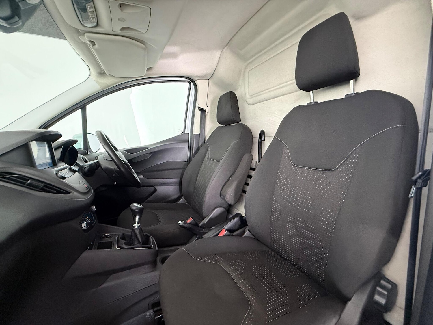 Used Ford Transit Courier 2020 for sale - 76714313: Photo 17