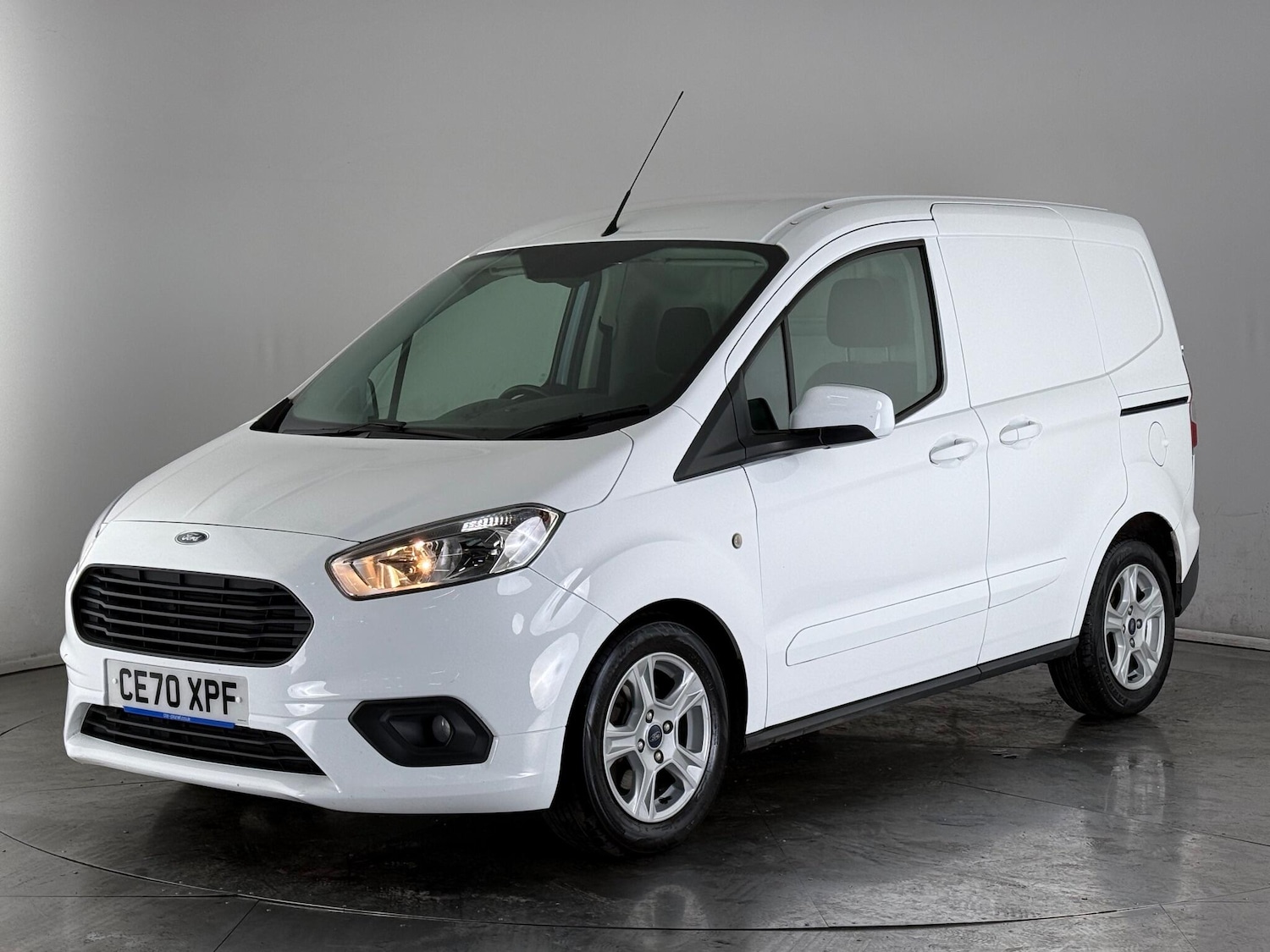 Used Ford Transit Courier 2020 for sale - 76714313: Photo 3