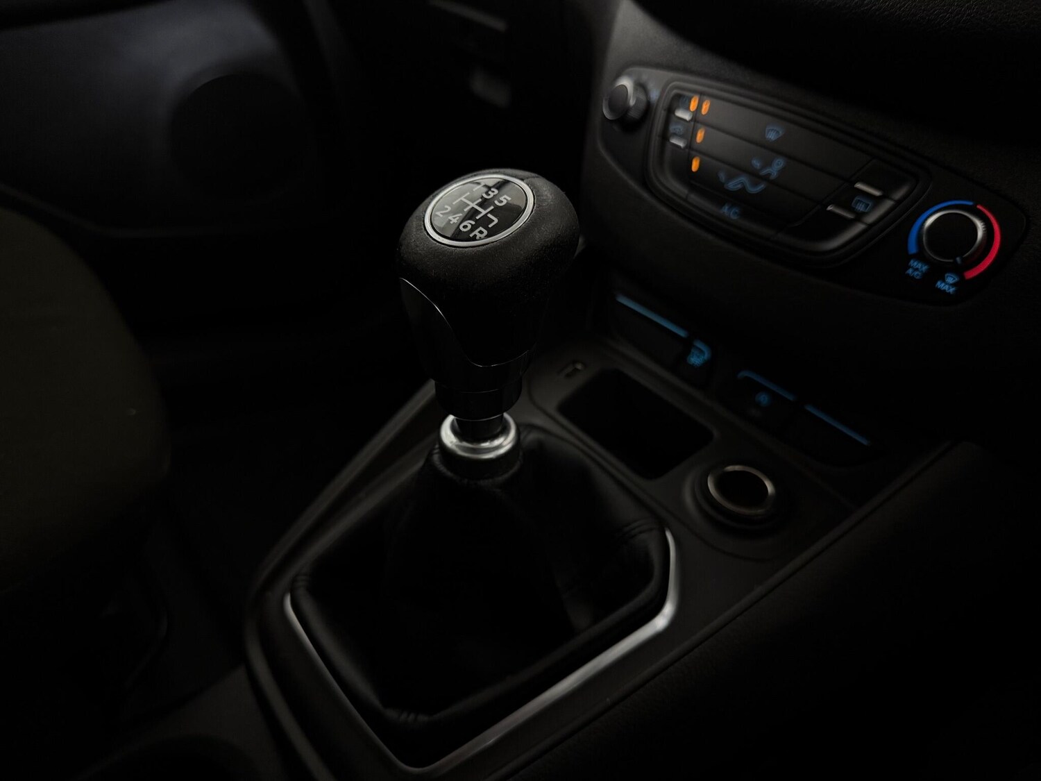 Used Ford Transit Courier 2020 for sale - 76714313: Photo 35