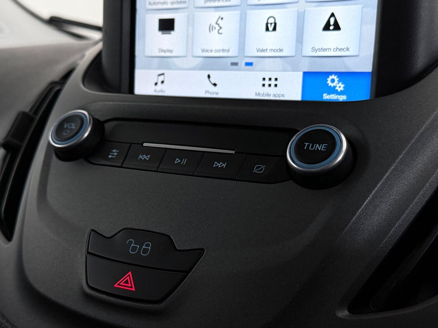 Used Ford Transit Courier 2020 for sale - 76714313: Photo 36