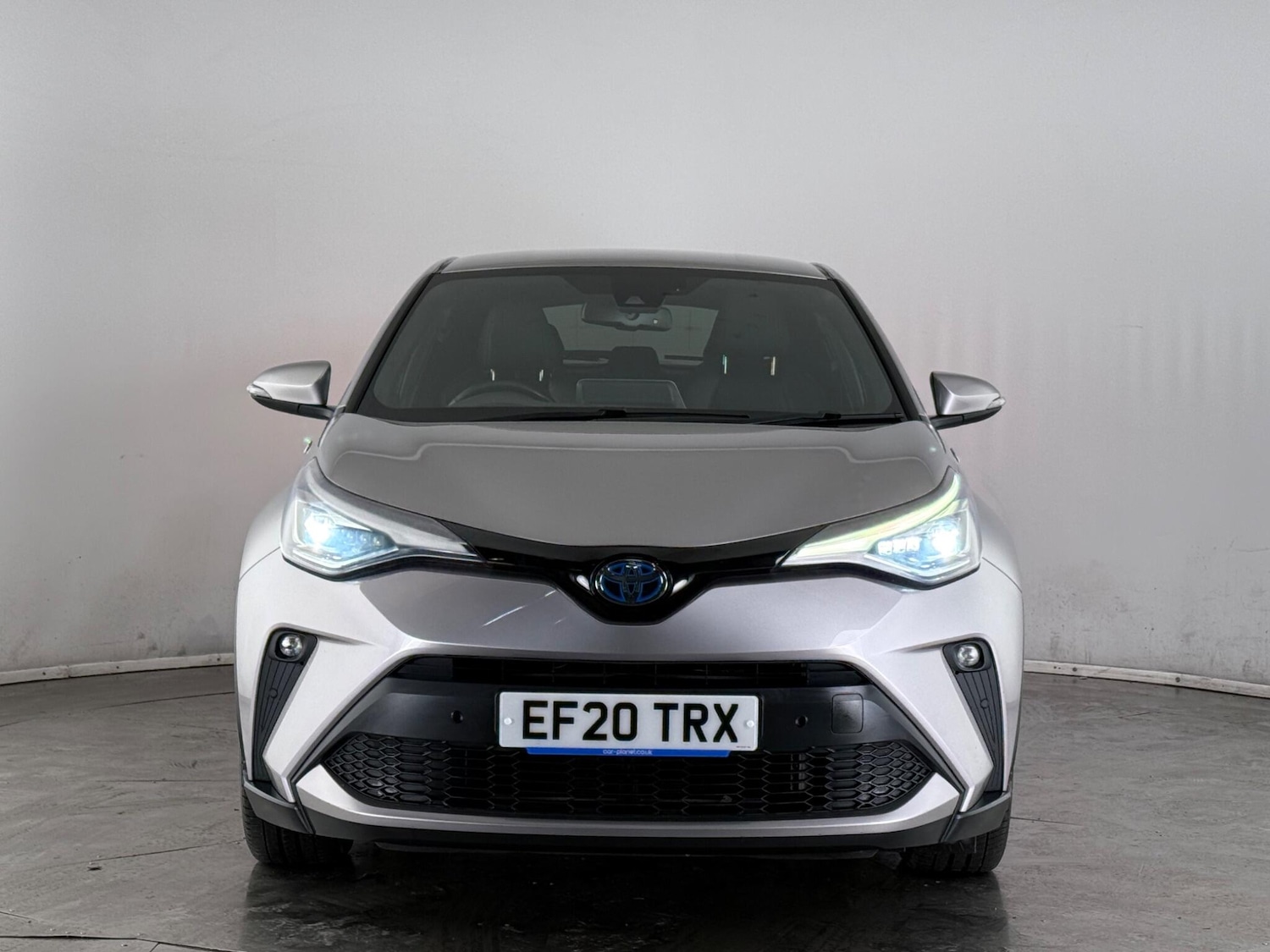 Used Toyota C-HR 2020 for sale - 77626404: Photo 5