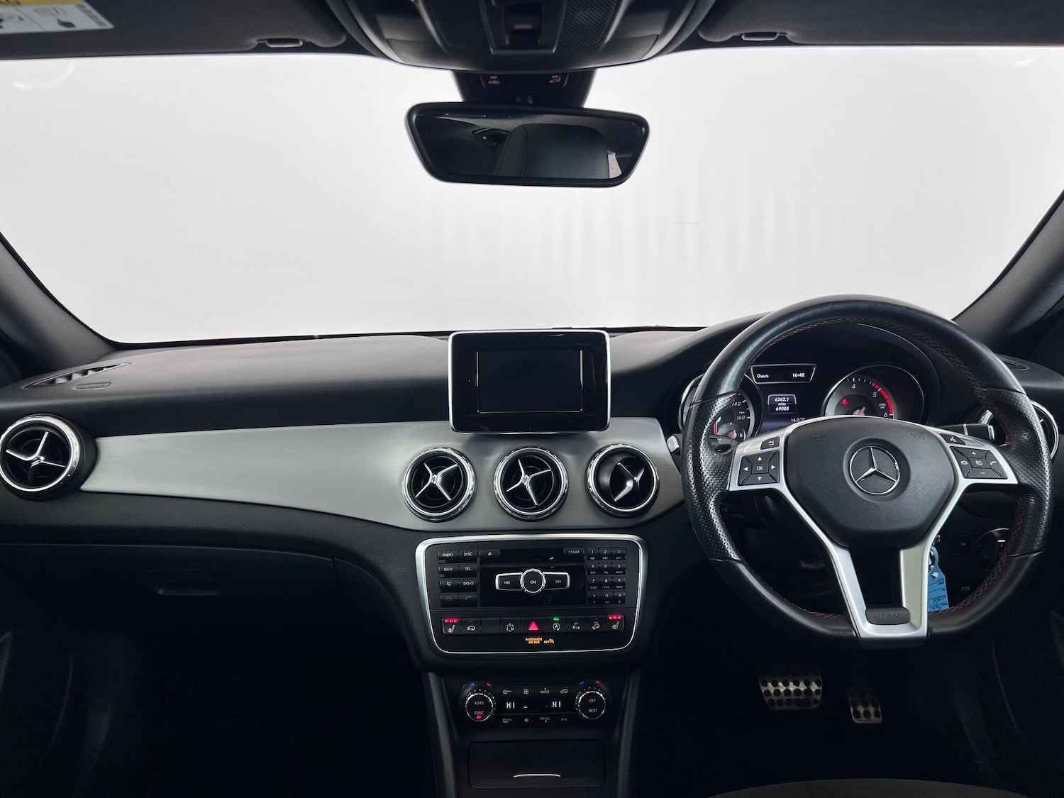 Used Mercedes-Benz GLA 2015 for sale - 77260536: Photo 16