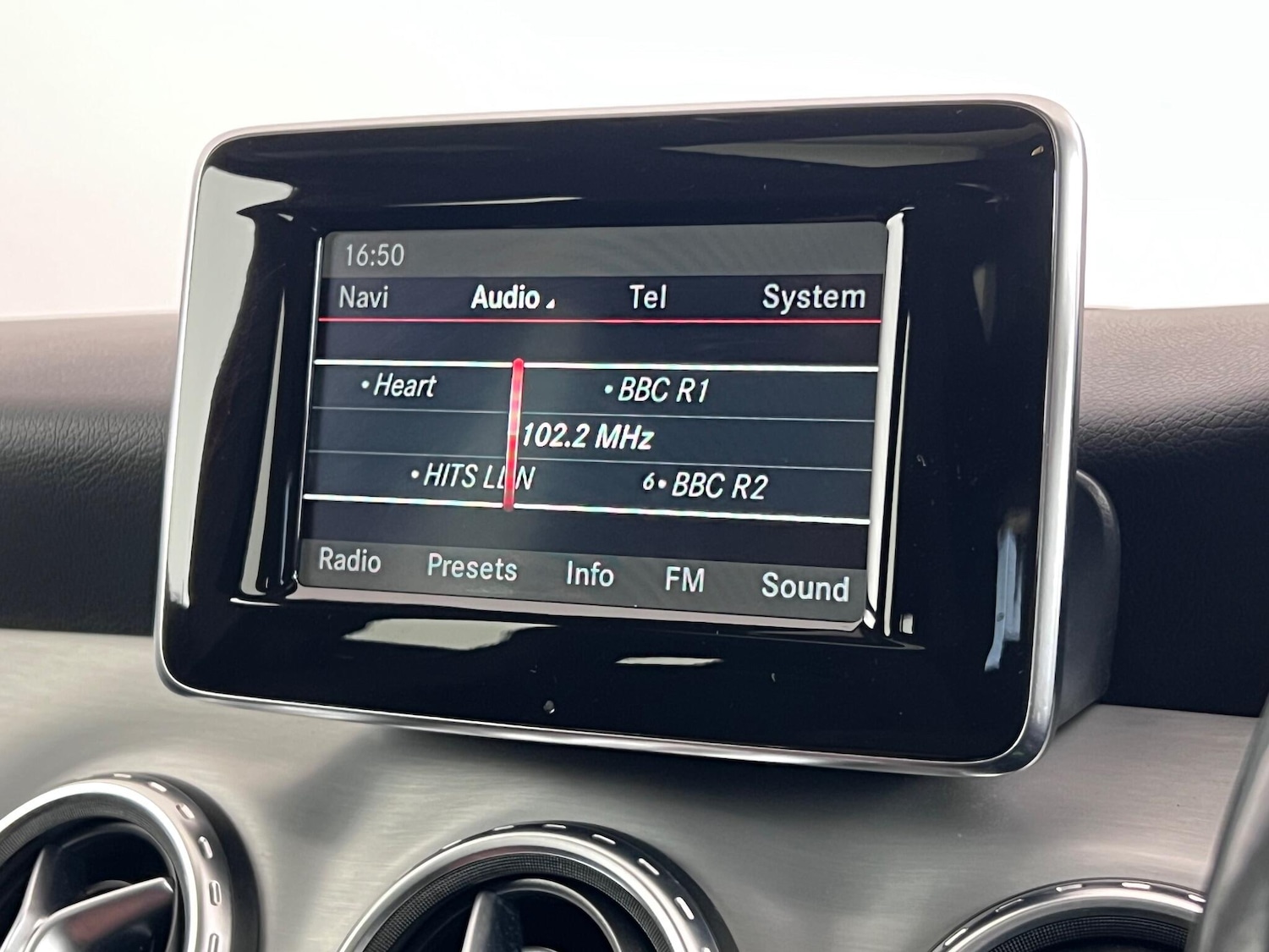 Used Mercedes-Benz GLA 2015 for sale - 77260536: Photo 23