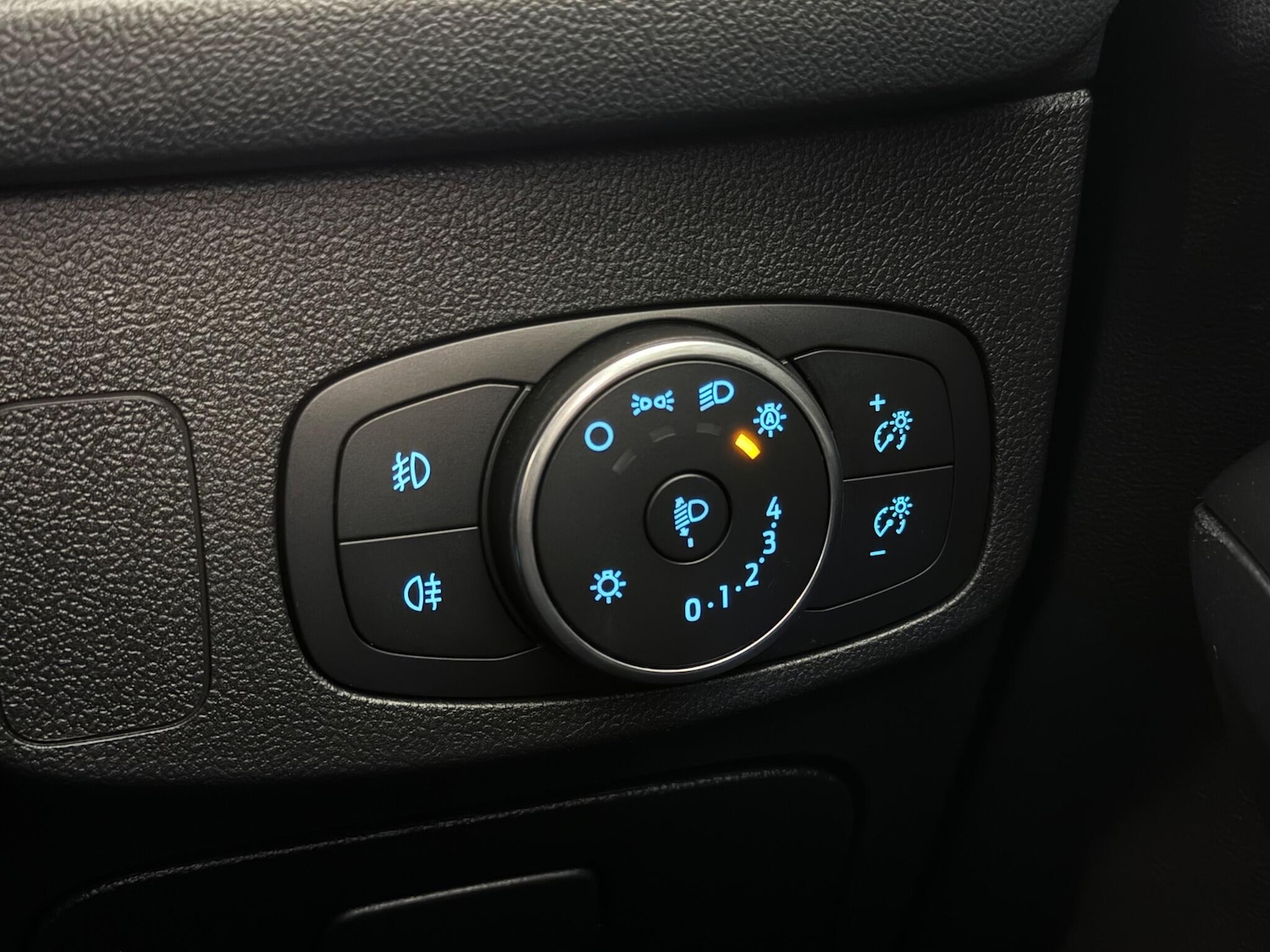 Used Ford Focus 2019 for sale - 77260122: Photo 30