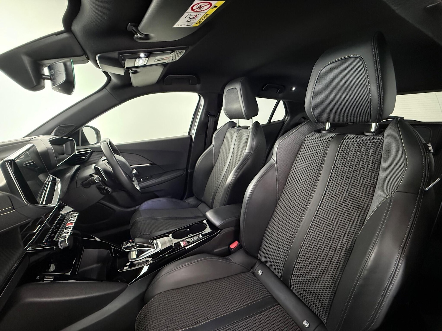 Used Peugeot 2008 2021 for sale - 77259615: Photo 14