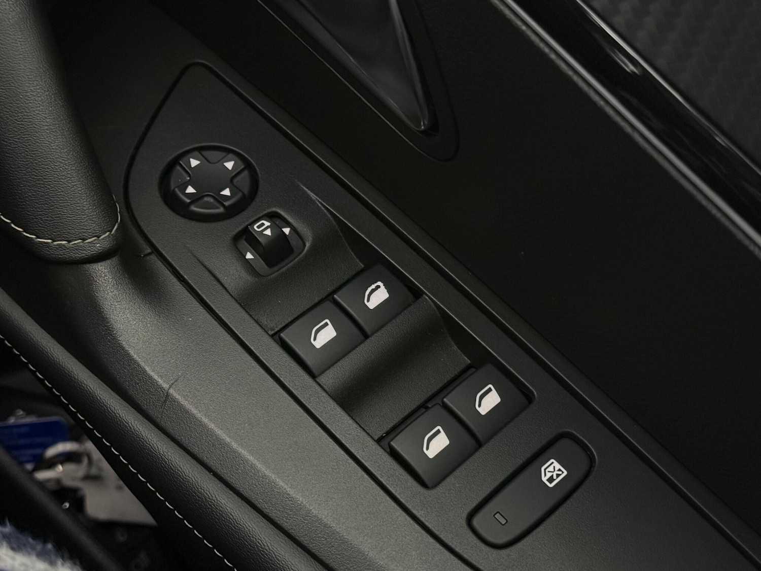 Used Peugeot 2008 2021 for sale - 77259615: Photo 22