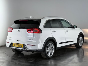 Used Kia Niro 2017 for sale - 75211679: Photo