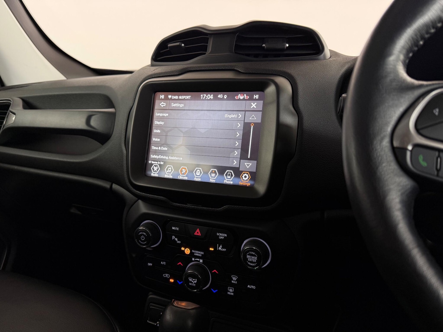 Used Jeep Renegade 2021 for sale - 77246196: Photo 29