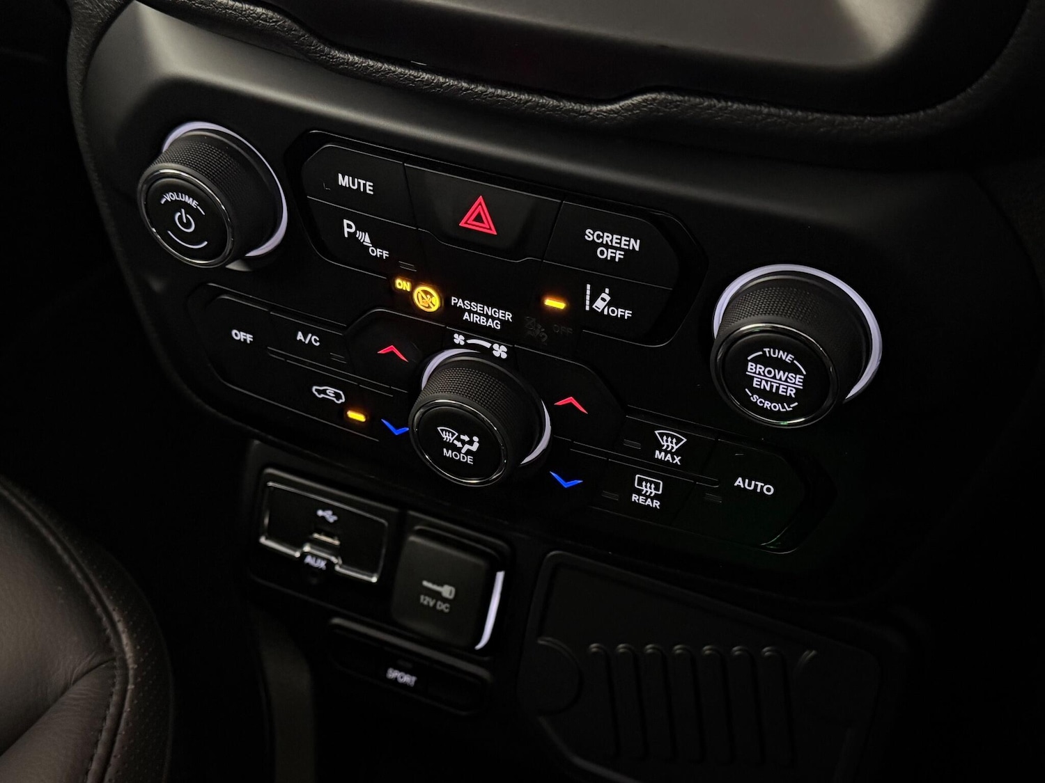 Used Jeep Renegade 2021 for sale - 77246196: Photo 30