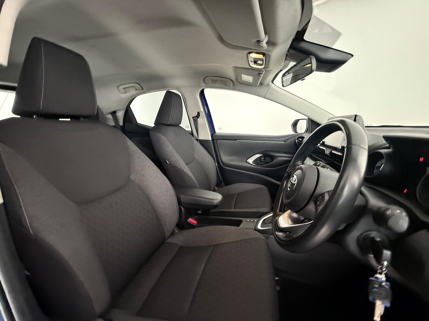 Used Toyota Yaris 2021 for sale - 76468409: Photo 15