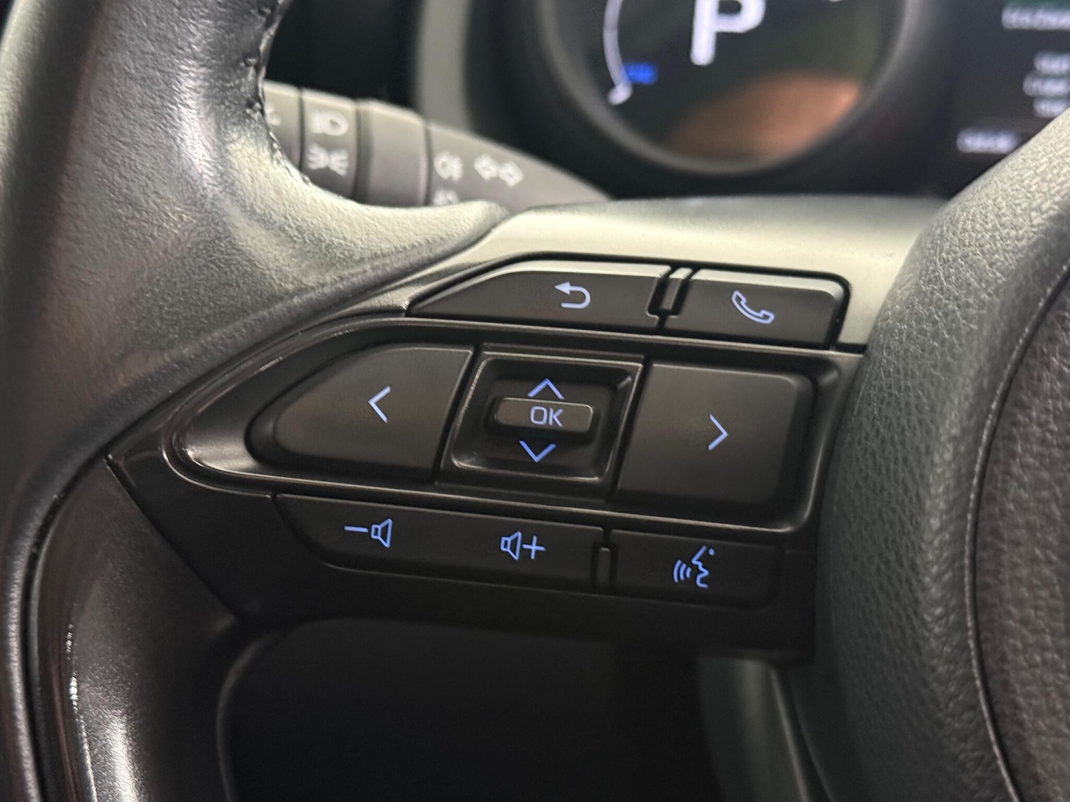 Used Toyota Yaris 2021 for sale - 76468409: Photo 23