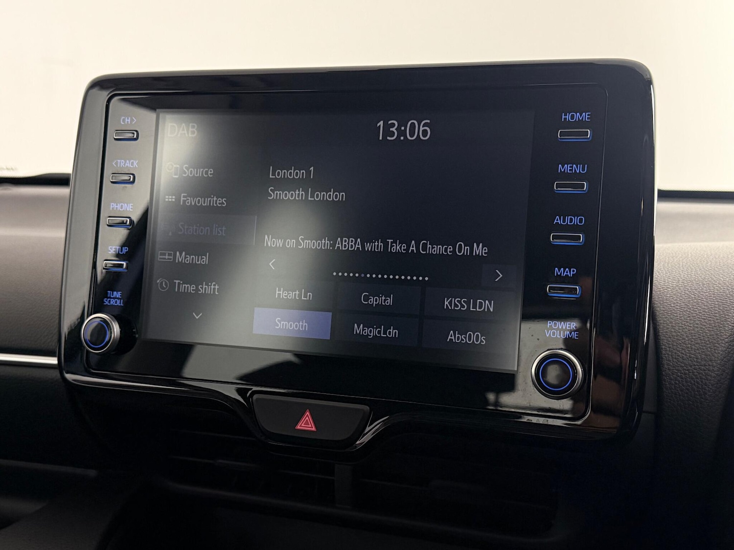 Used Toyota Yaris 2021 for sale - 76468409: Photo 27