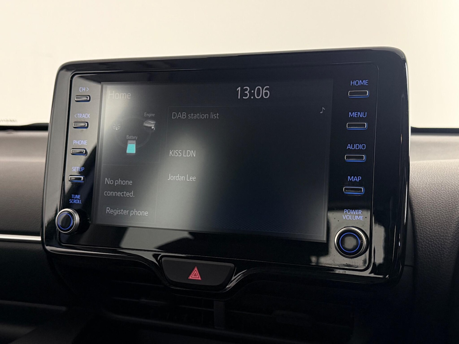 Used Toyota Yaris 2021 for sale - 76468409: Photo 33