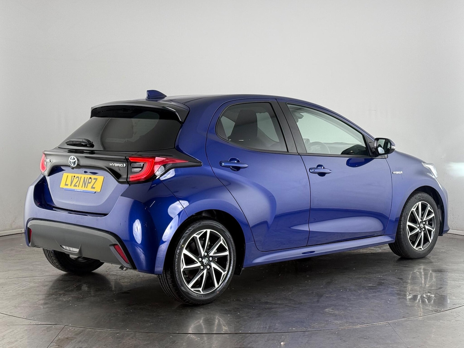 Used Toyota Yaris 2021 for sale - 76468409: Photo 4