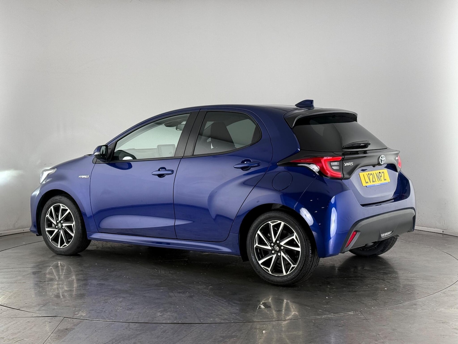 Used Toyota Yaris 2021 for sale - 76468409: Photo 5