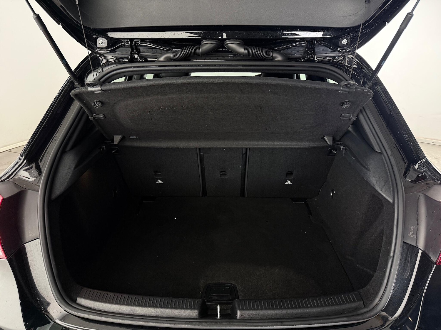 Used Mercedes-Benz A-Class 2018 for sale - 77246408: Photo 10