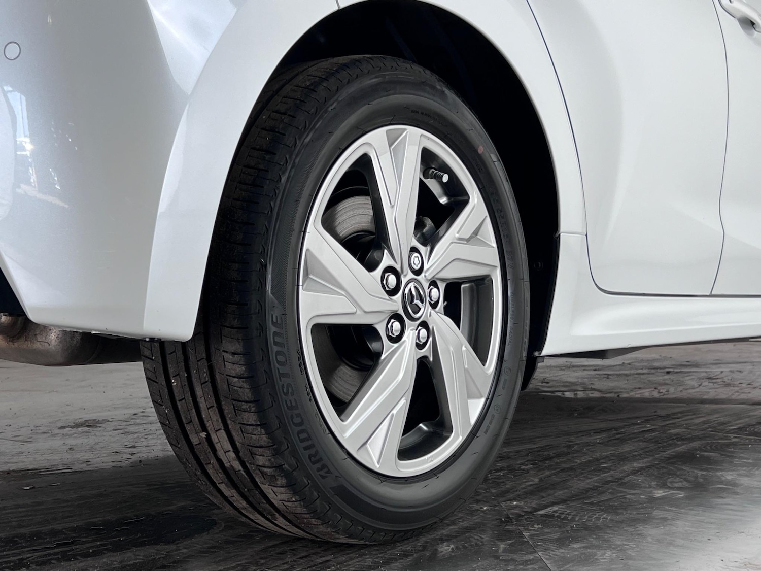 Used Mazda Mazda2 HYBRID 2024 for sale - 76468740: Photo 11